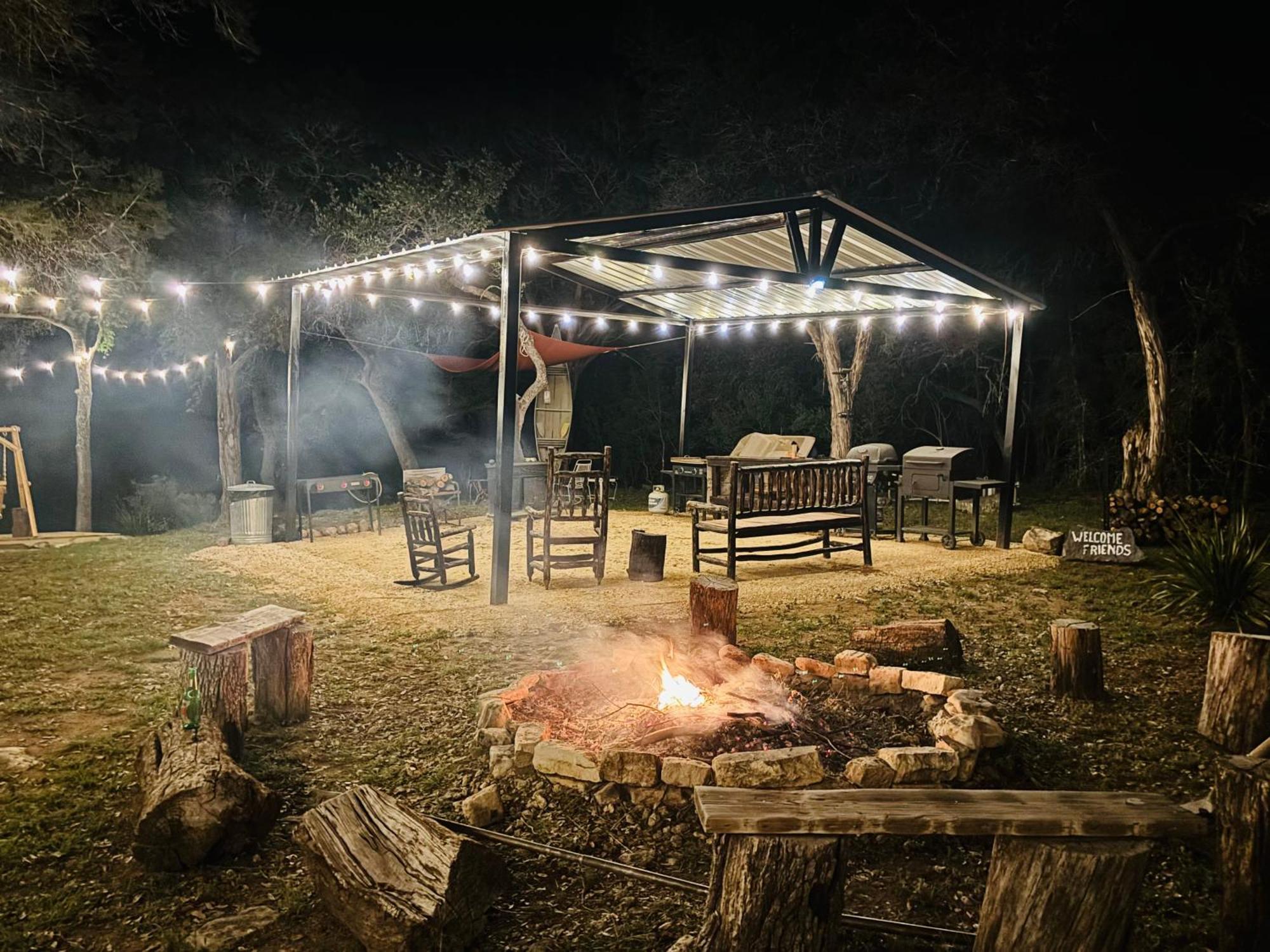 Tiny House - Our Little Piece Of Paradise Lakehills Luaran gambar